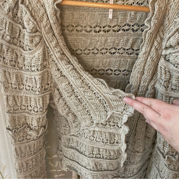 Free People | Knit Gray Sweater - Picture 4 of 7